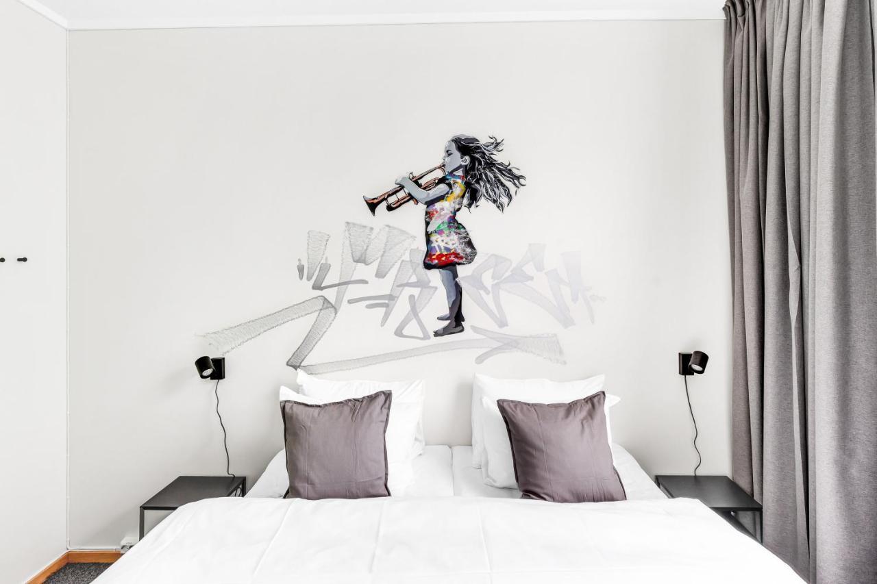 Lille Hotell Arendal Zewnętrze zdjęcie